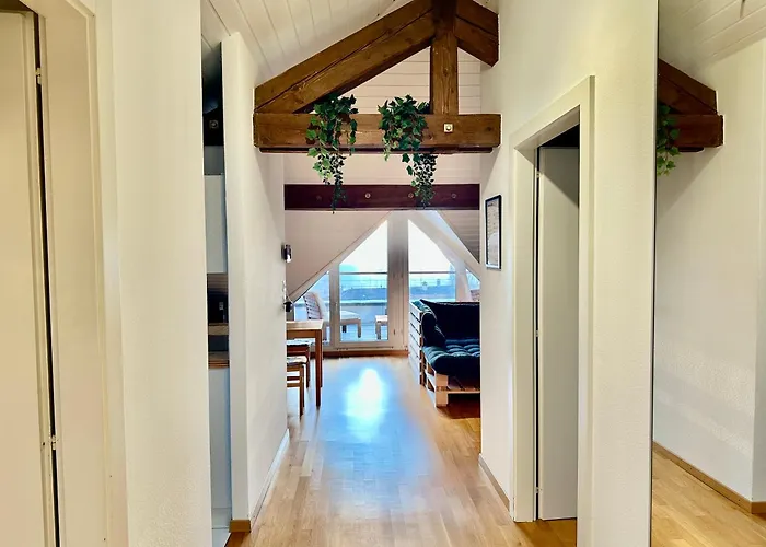 Cosy Roof Flat Close Lausanne Center - Es Prilly